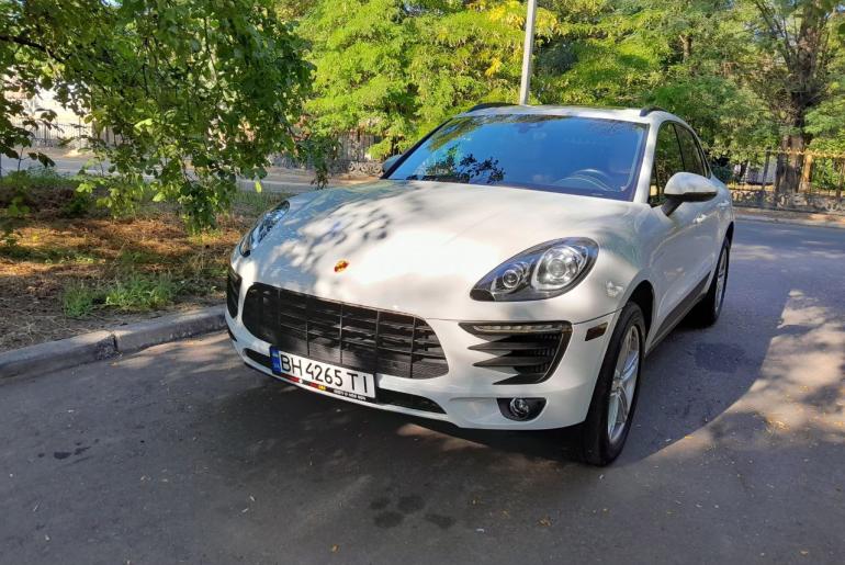 Porsche Macan S