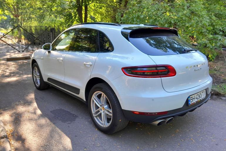 Porsche Macan S