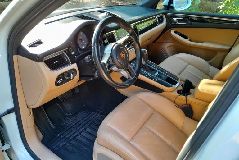 Porsche Macan S