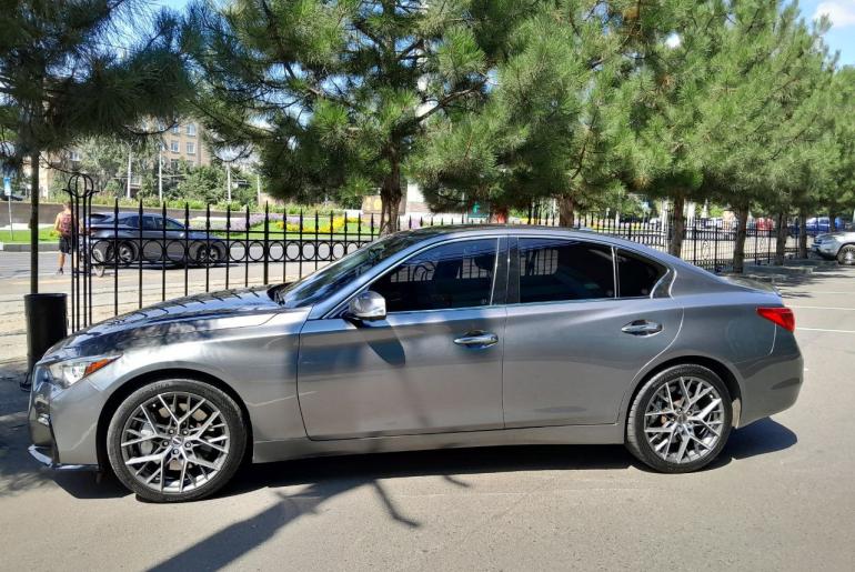 Infiniti Q50