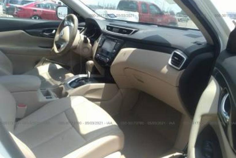 Nissan Rogue SL