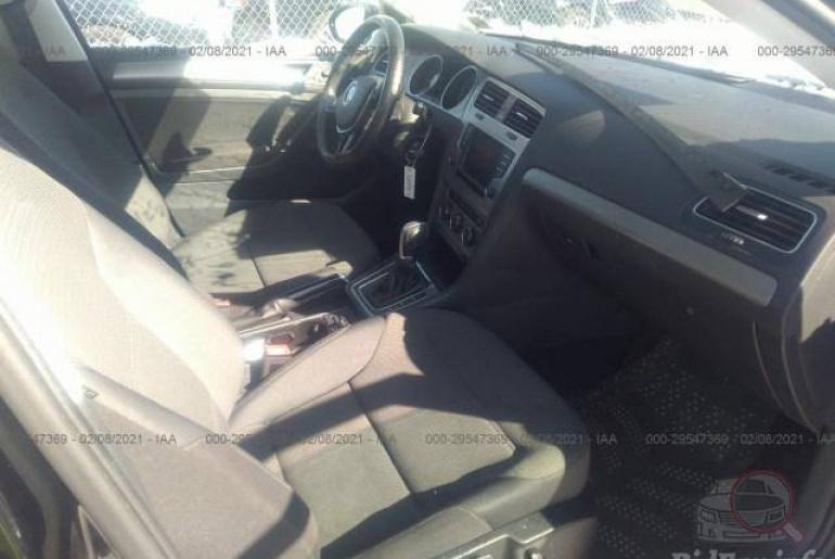 Volkswagen Golf Tsi S