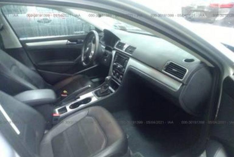 Volkswagen Passat TDI SE