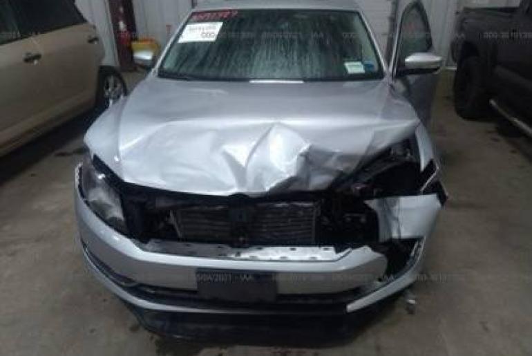 Volkswagen Passat TDI SE