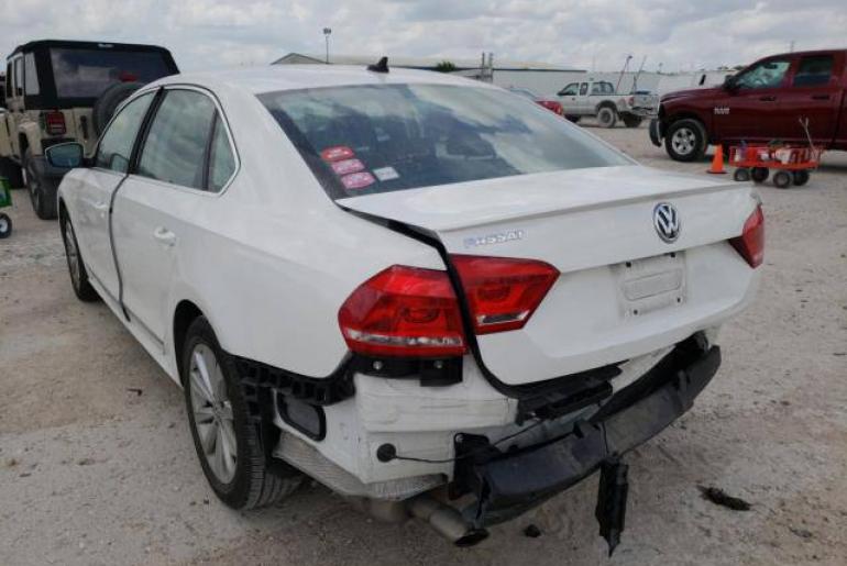 Volkswagen Passat SEL
