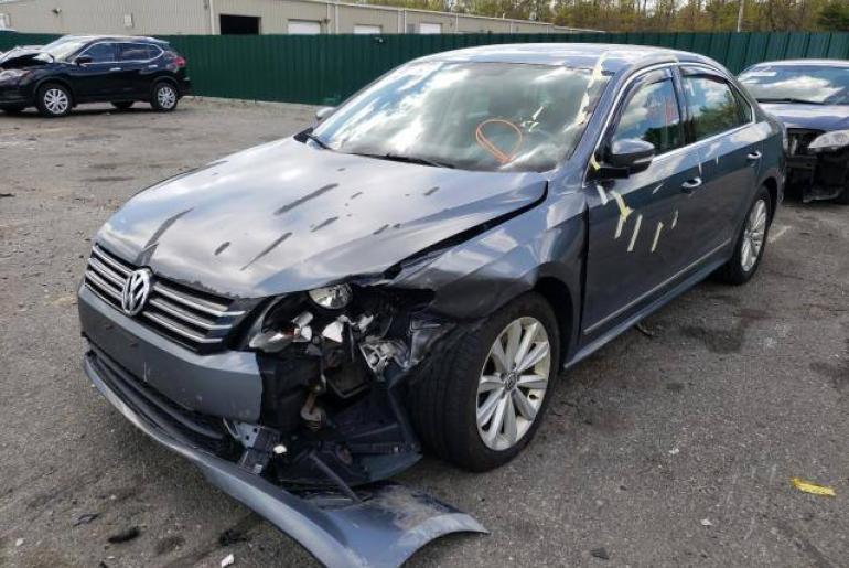 Volkswagen Passat SEL