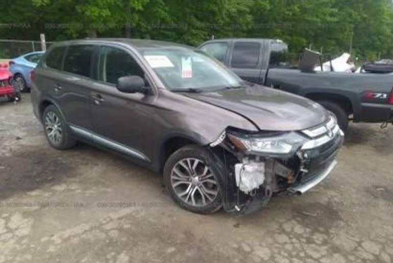 Mitsubishi Outlander ES