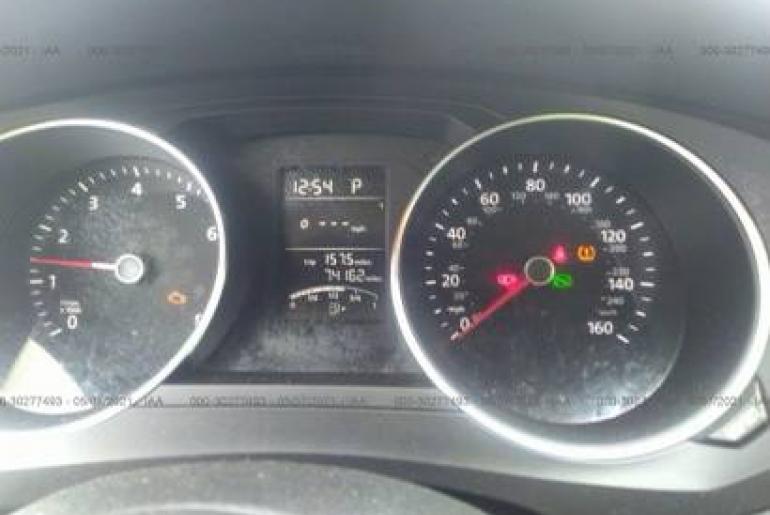 Volkswagen Jetta S