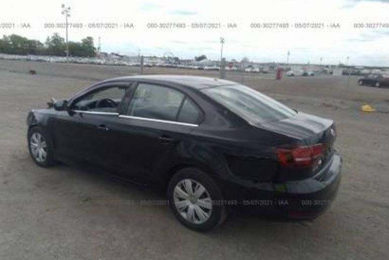 Volkswagen Jetta S