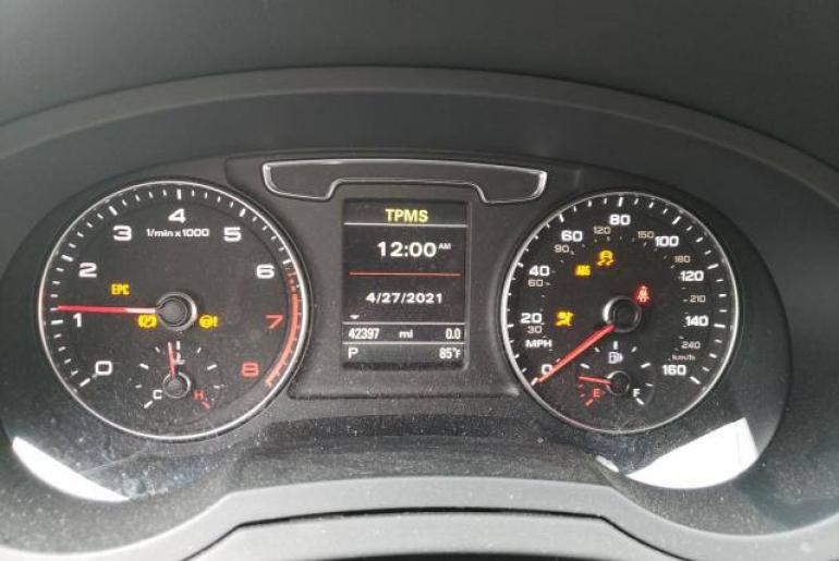 Audi Q3 Premium Plus