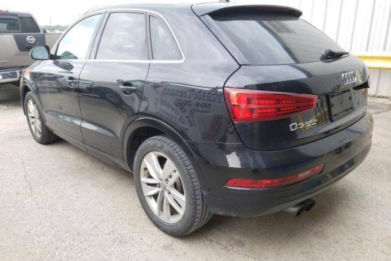Audi Q3 Premium Plus