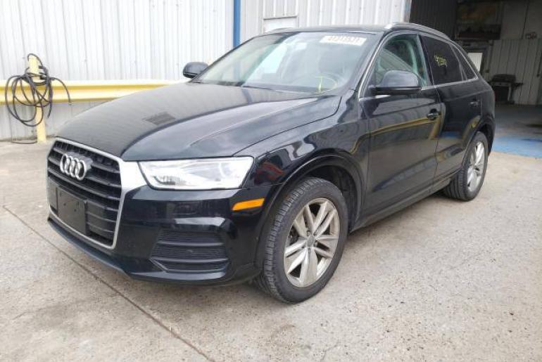 Audi Q3 Premium Plus