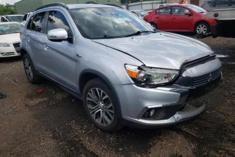 Mitsubishi Outlander Sport SEL