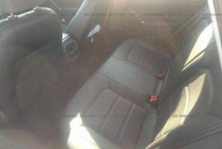 Volkswagen Passat SE