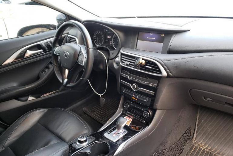Infinity QX30