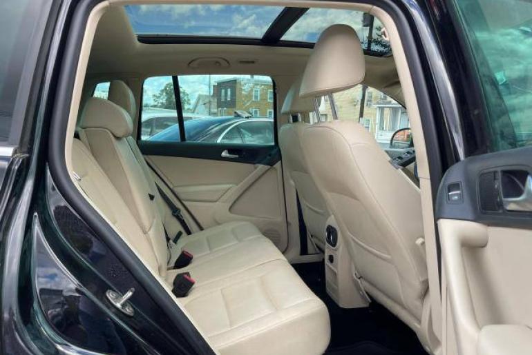 Volkswagen Tiguan SEL
