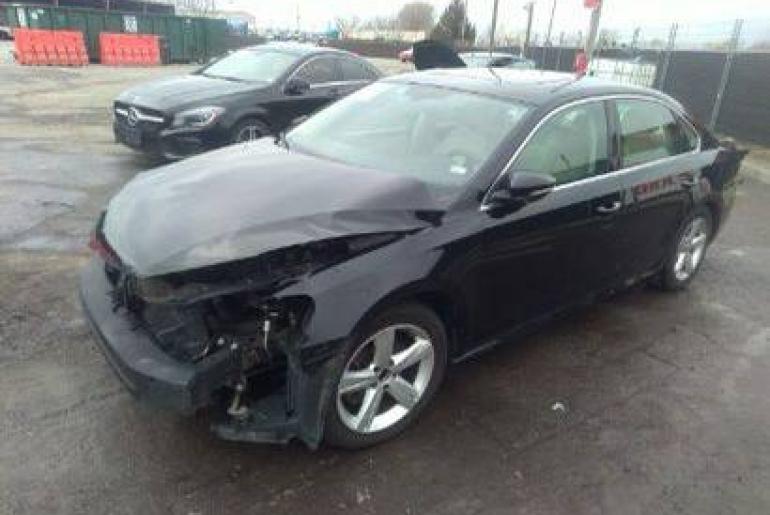 Volkswagen Passat SE