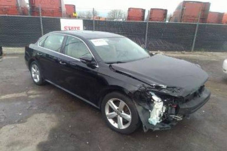 Volkswagen Passat SE