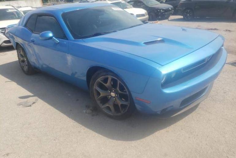 Dodge Challenger SXT Plus