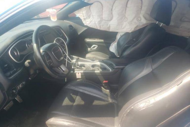 Dodge Challenger SXT Plus