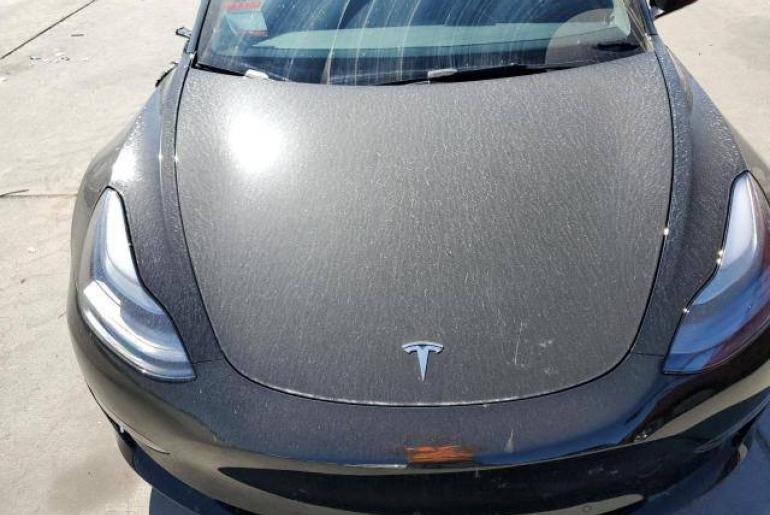 Tesla model 3 Performance