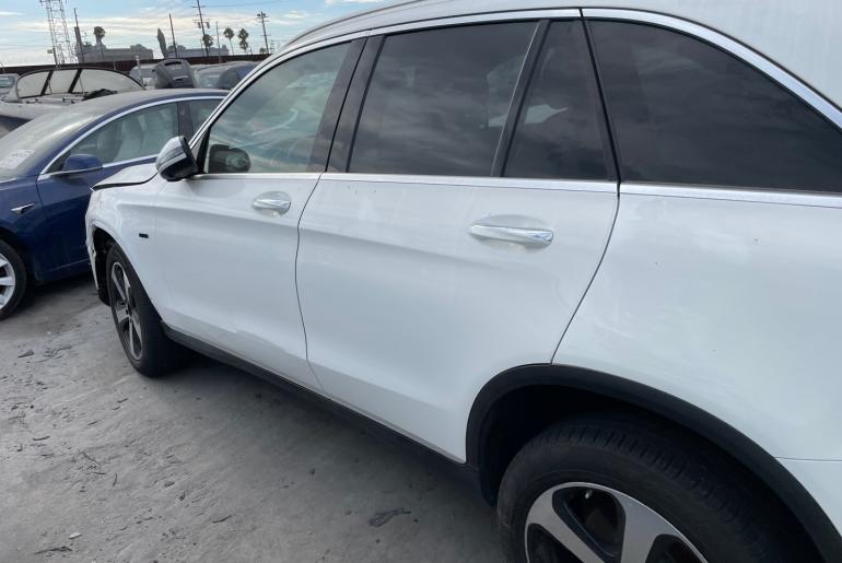 MERCEDES-BENZ GLC GLC 350E