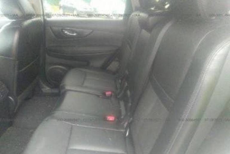 Nissan Rogue SL