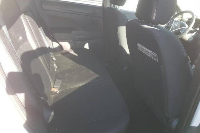  Mitsubishi Outlander Sport
