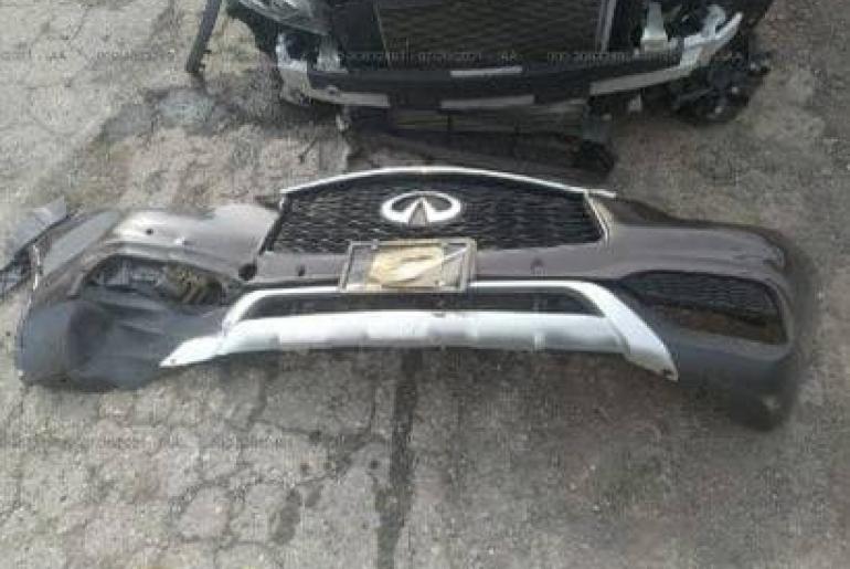 Infinity QX30 Premium