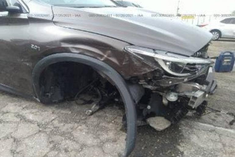 Infinity QX30 Premium