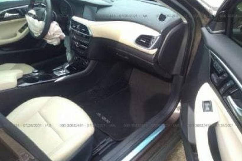 Infinity QX30 Premium