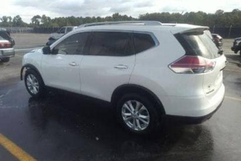 Nissan Rogue SV