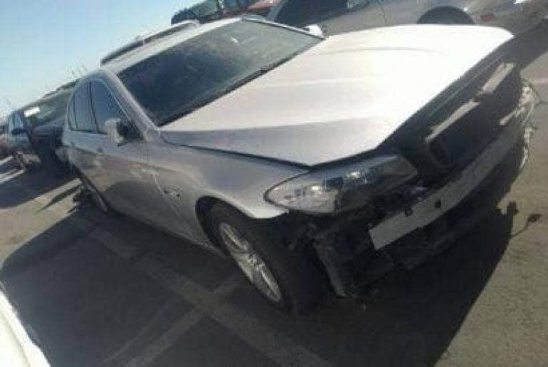BMW 528I