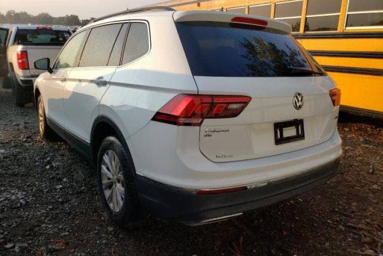 Volkswagen Tiguan SE