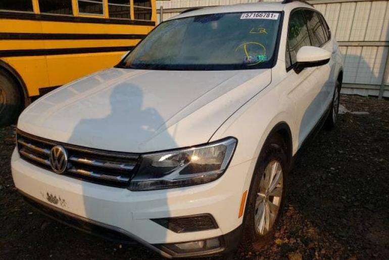 Volkswagen Tiguan SE