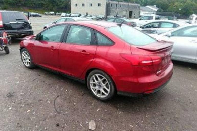 Ford Focus SE