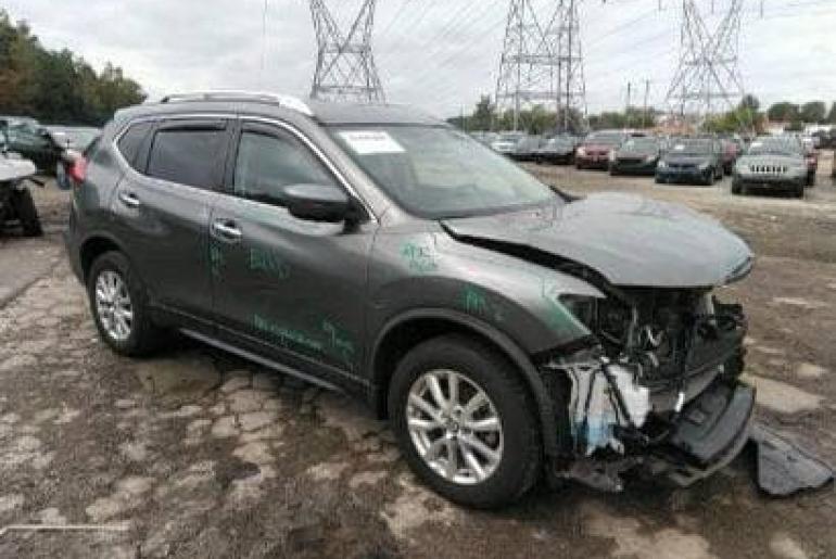 Nissan Rogue SV