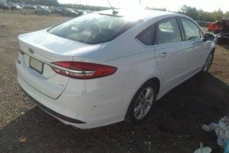 Ford Fusion SE
