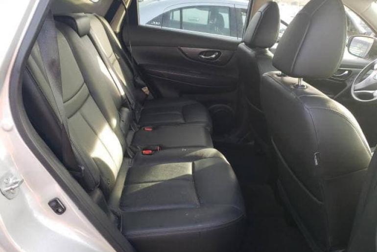 Nissan Rogue SL