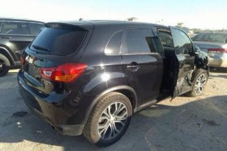 Mitsubishi Outlander Sport