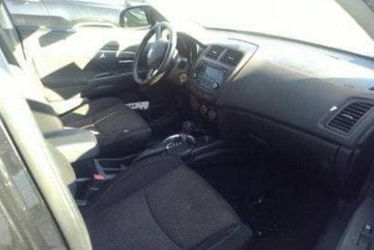 Mitsubishi Outlander Sport
