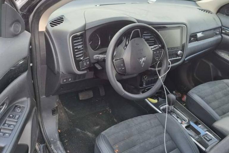 Mitsubishi Outlander SE