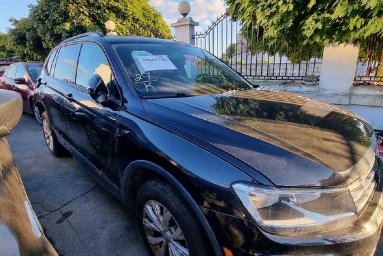 Volkswagen Tiguan S