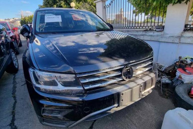 Volkswagen Tiguan S