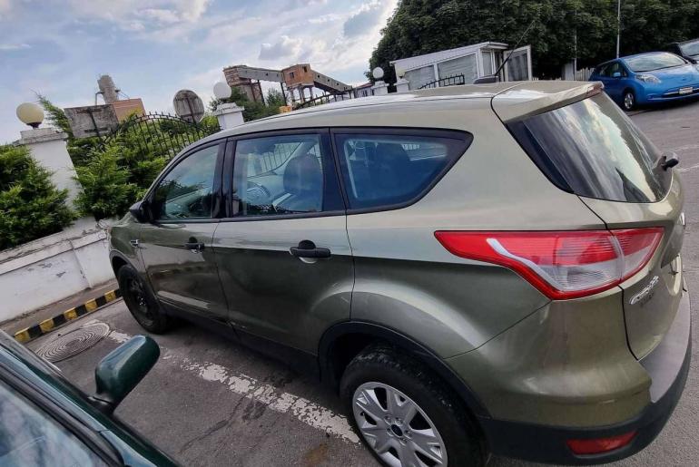 Ford Escape S