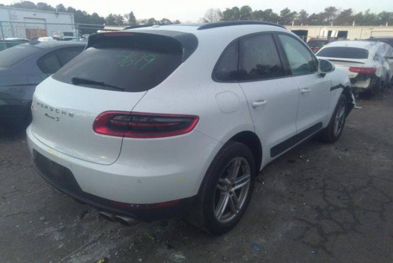 Porsche Macan S