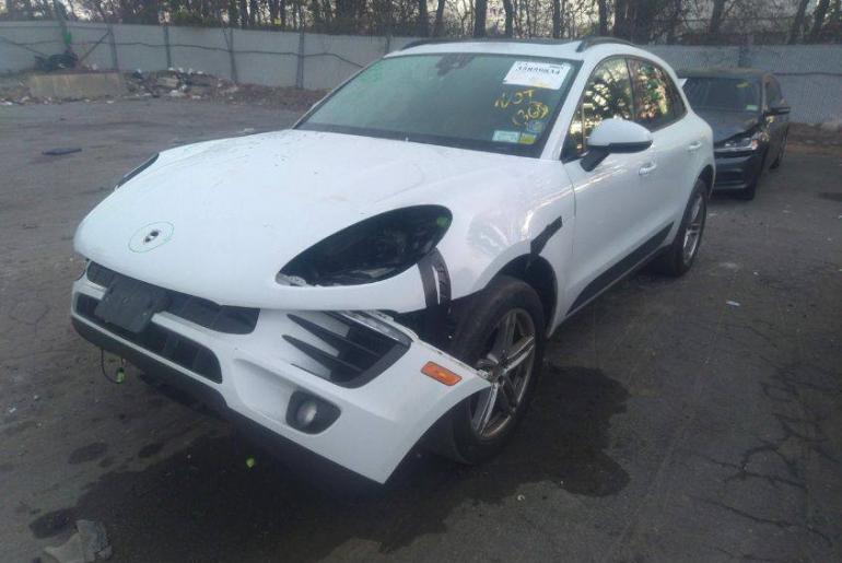 Porsche Macan S