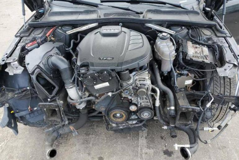 AUDI A4 PREMIUM PLUS