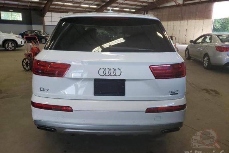 Audi Q7 Premium Plus