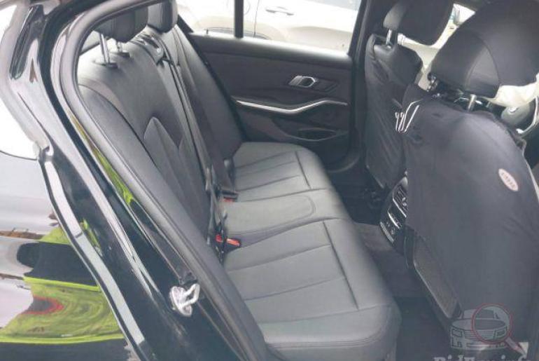 BMW 330 I